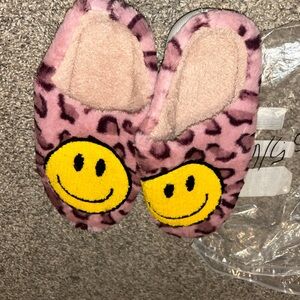 Pink Leopard Print Slippers with Smiley Face